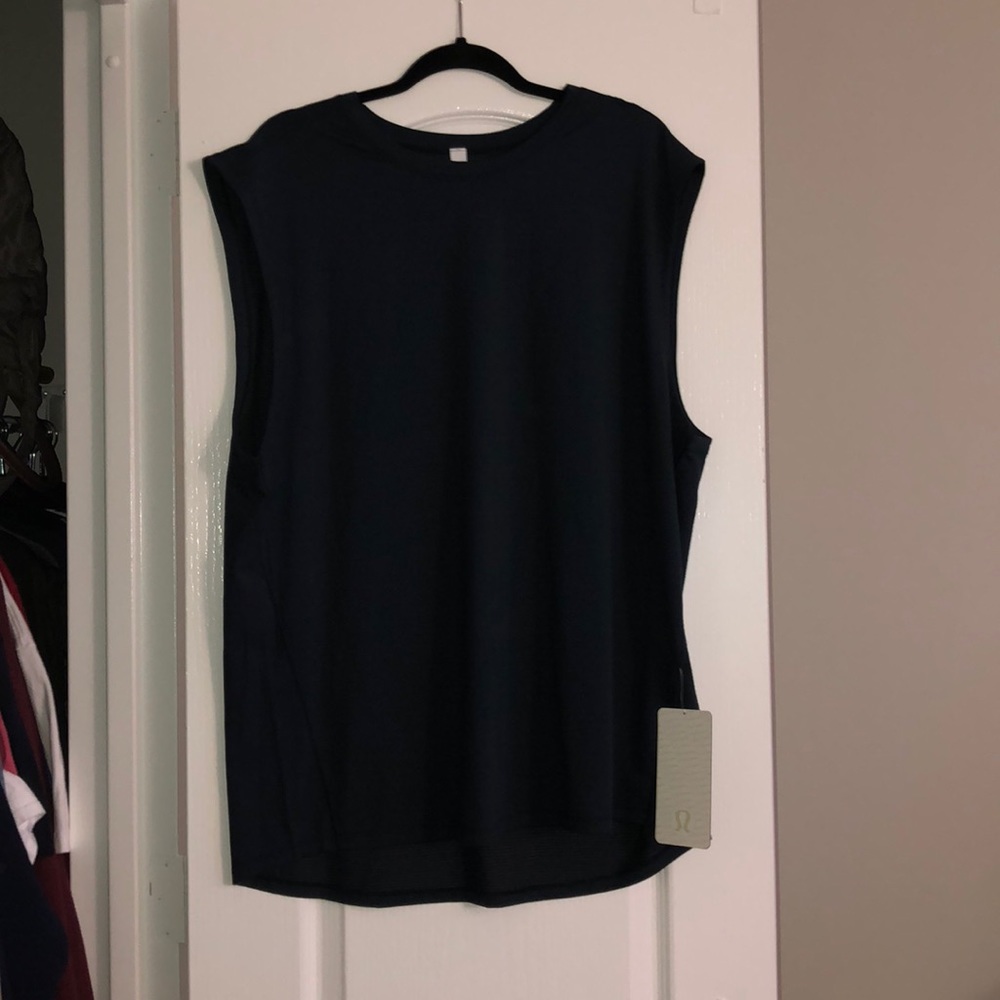 NWT Men’s lululemon  navy  tank top Size XXL